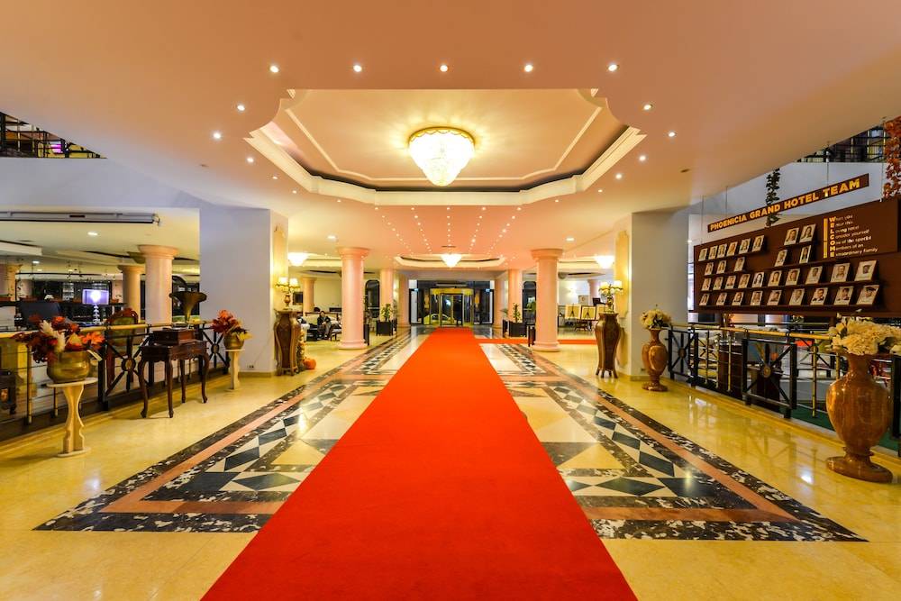 Phoenicia Grand Hotel 2