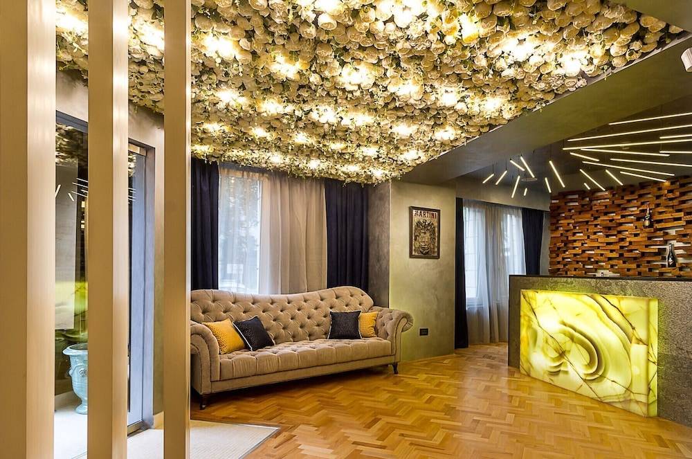 Venis Boutique Hotel 1