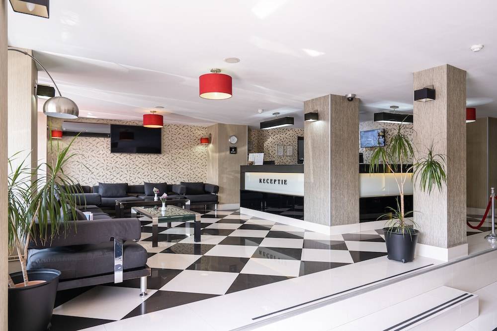 Hotel Parliament 1