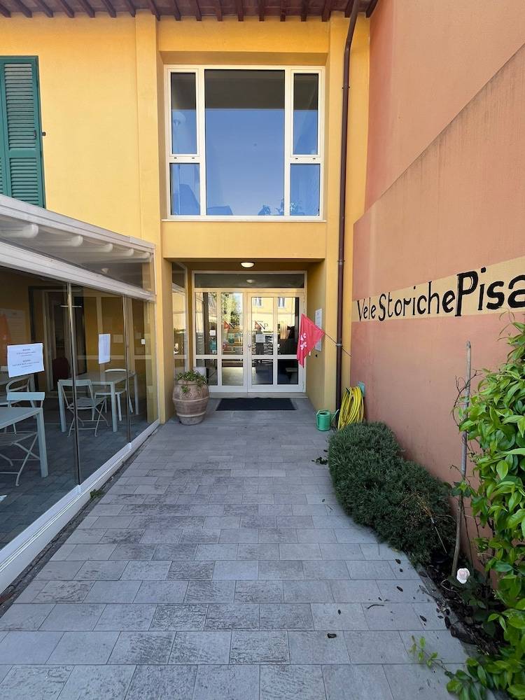 Vele Storiche Pisane - free private parking 1