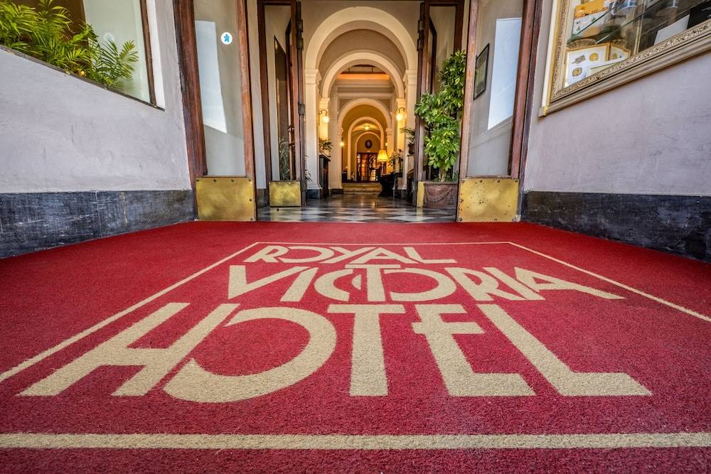 Royal Victoria Hotel 1