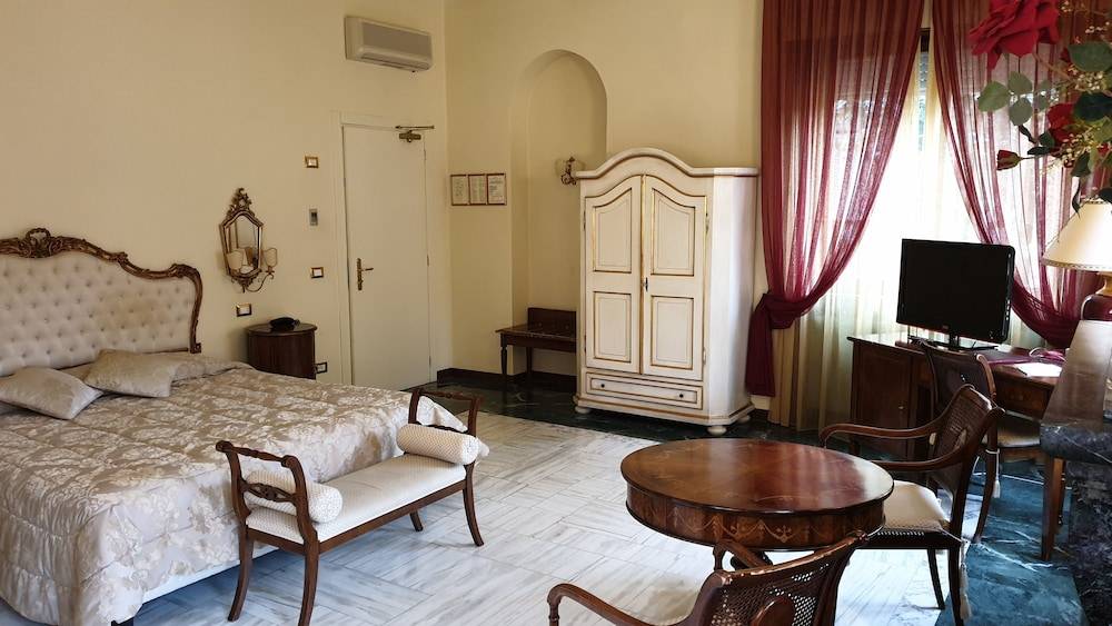 Hotel Alessandro Della Spina 1