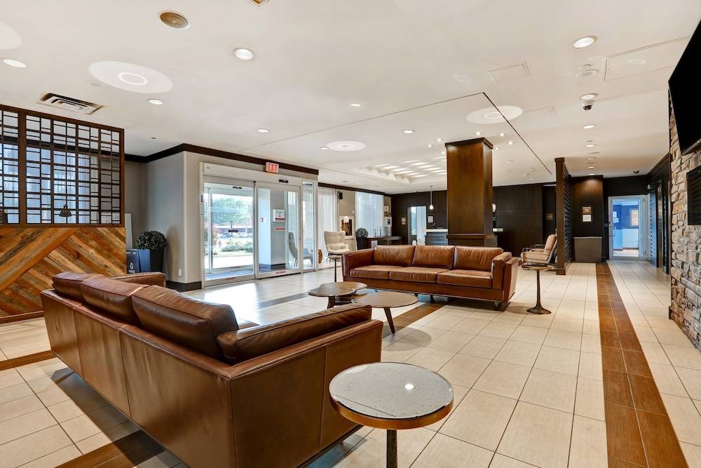 Four Points by Sheraton Toronto Mississauga 2