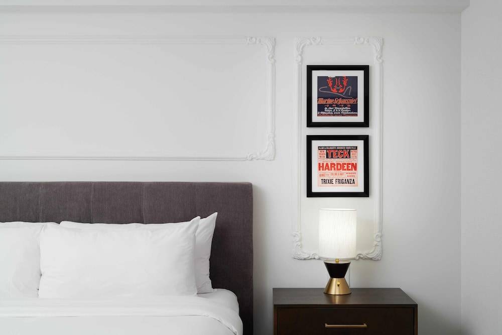 Pantages Hotel Toronto Centre 2
