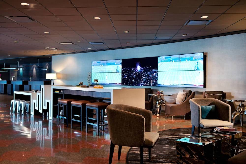 Toronto Marriott City Centre Hotel 2