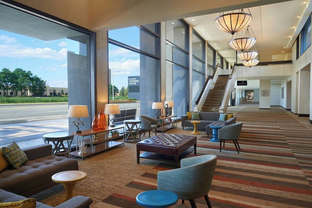 Delta Hotels by Marriott Toronto Airport & Conference Centre 2
