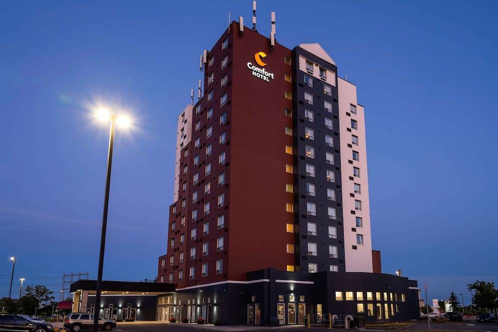 Comfort Hotel Airport North 1