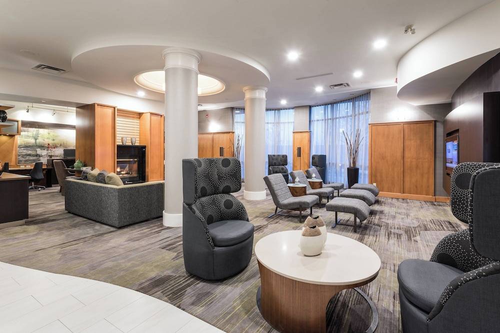 Courtyard by Marriott Toronto Vaughan 2