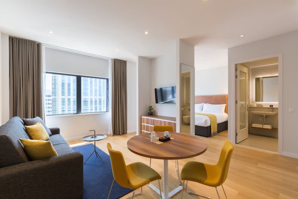 PREMIER SUITES Rotterdam 1