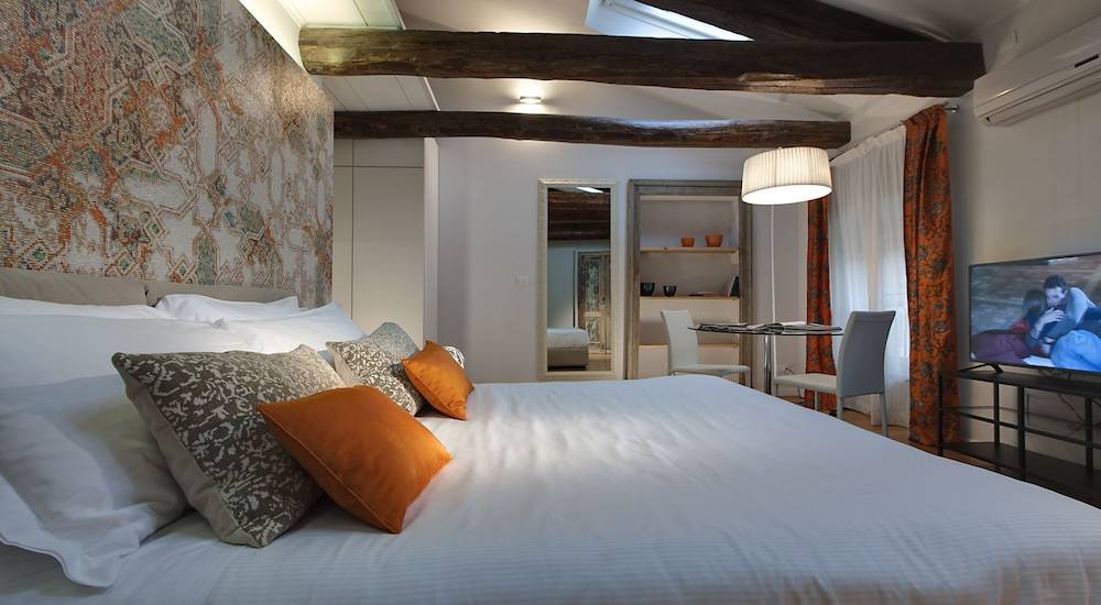 Piazza Vittorio Suites 1