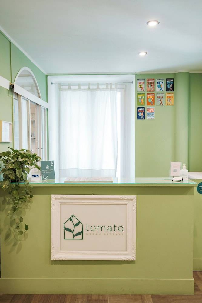 Tomato Urban Retreat 1