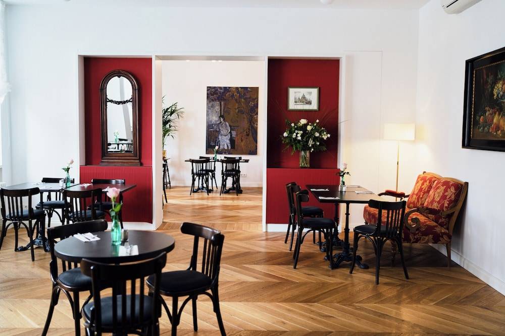 Hotel Lindenufer 1