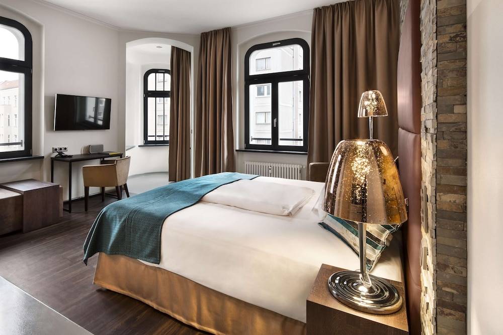Lux 11 Berlin-Mitte 1