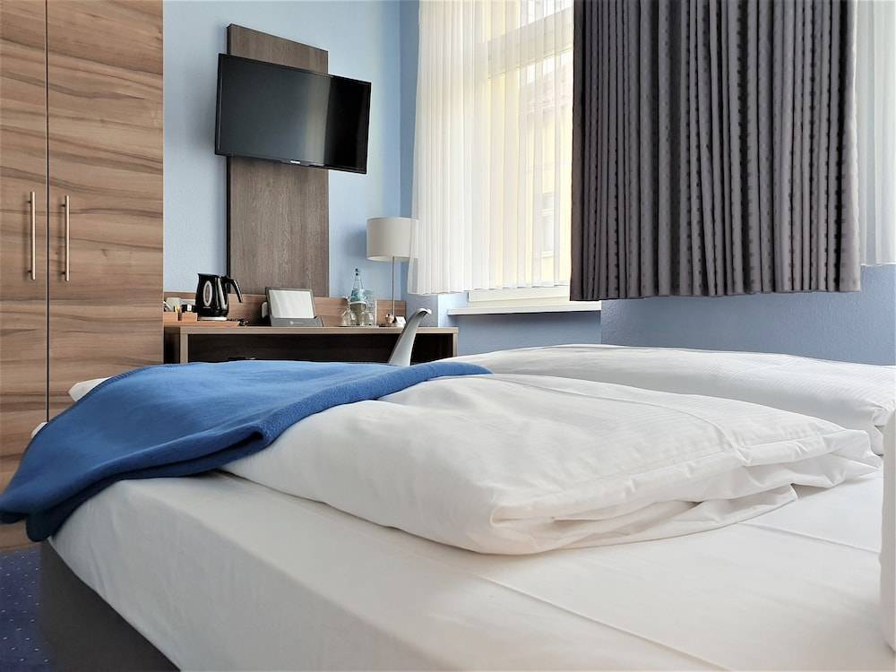 Melarose Feng Shui Hotel 1
