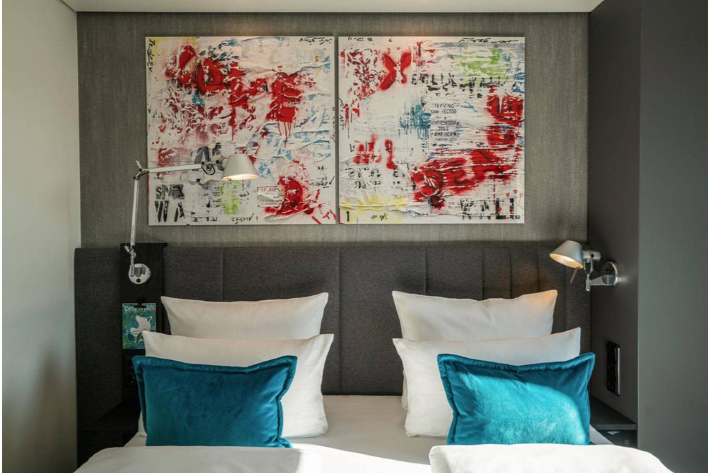 Motel One Berlin-Mitte 1