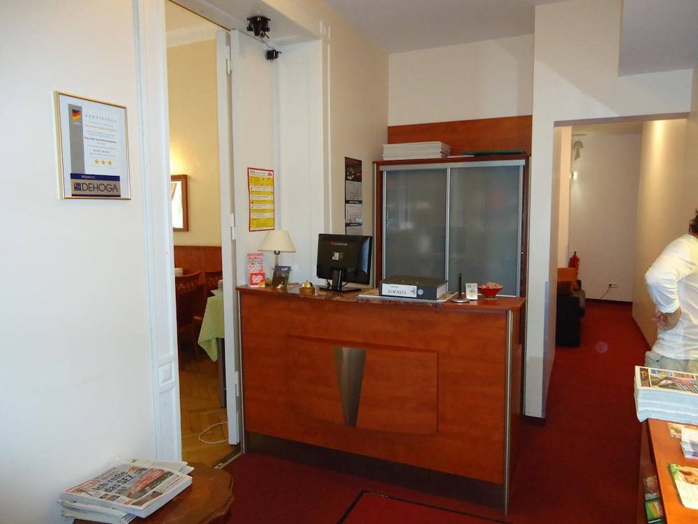 City Hotel am Kurfürstendamm 2