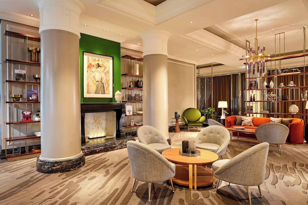 The Ritz-Carlton, Berlin 1