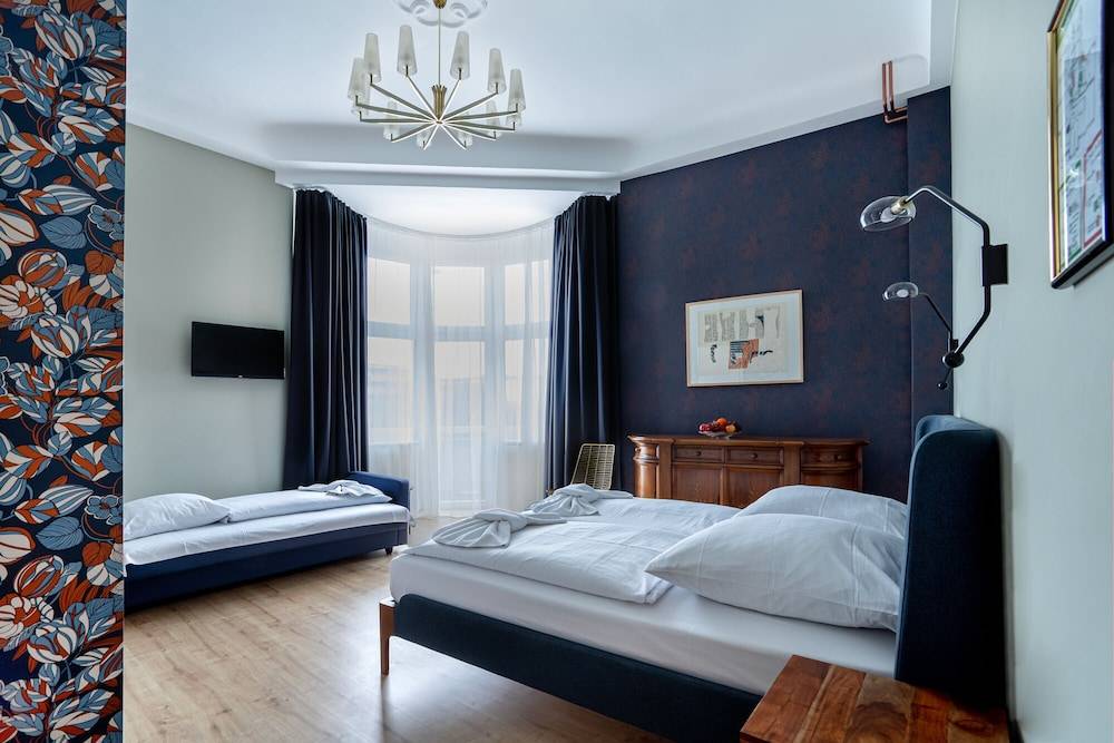Hotel BELLEVUE am Kurfürstendamm 1