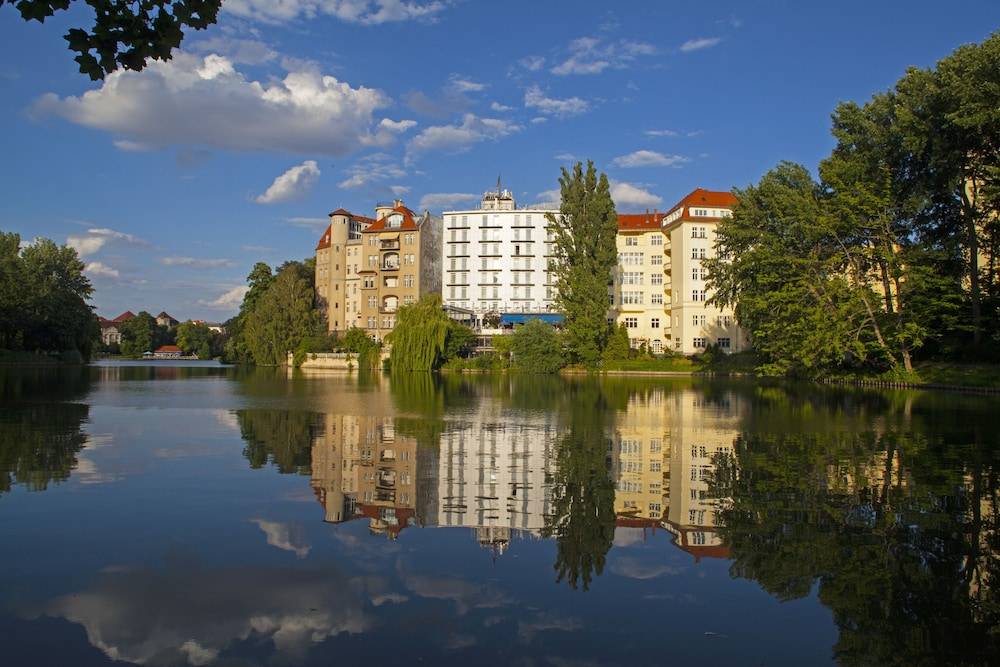 Ringhotel Seehof 1