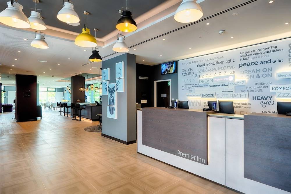 Premier Inn Berlin Airport 2