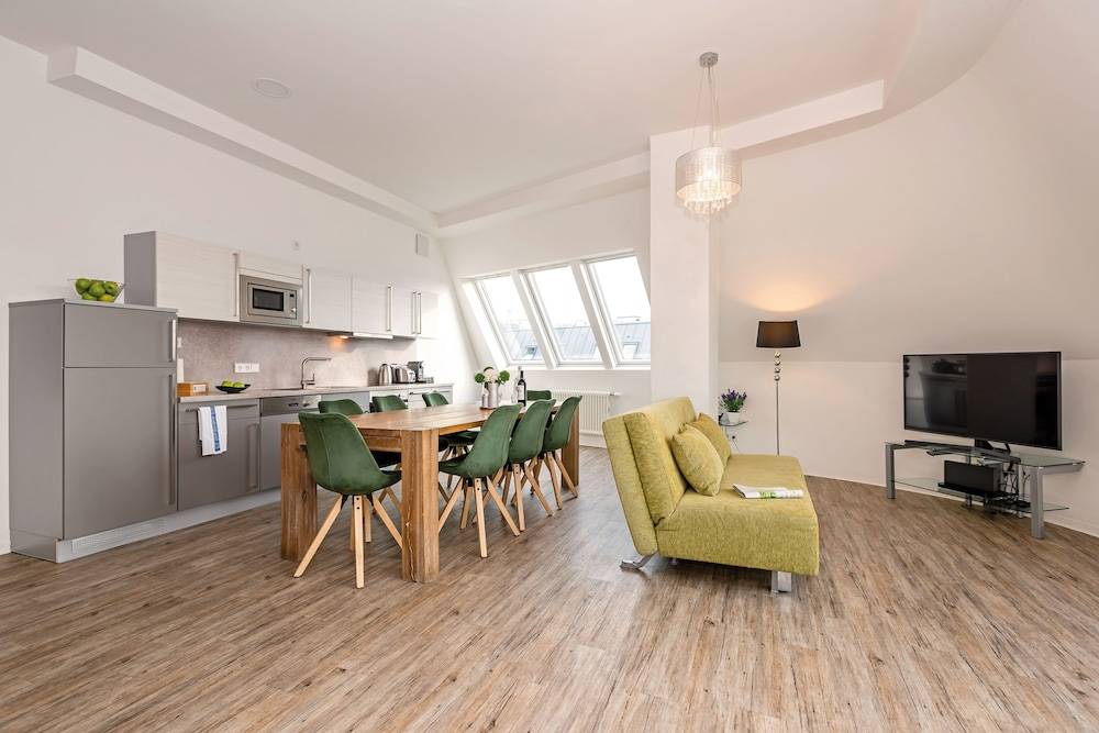 Apartments Rosenthal Residence 1