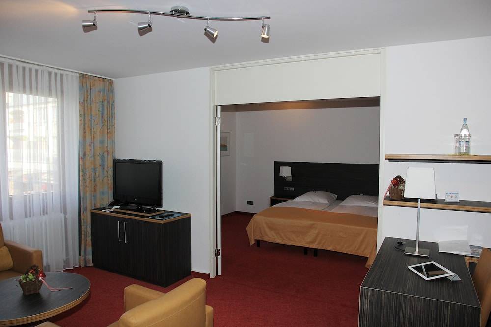 Hotel Gästehaus Forum am Westkreuz 1
