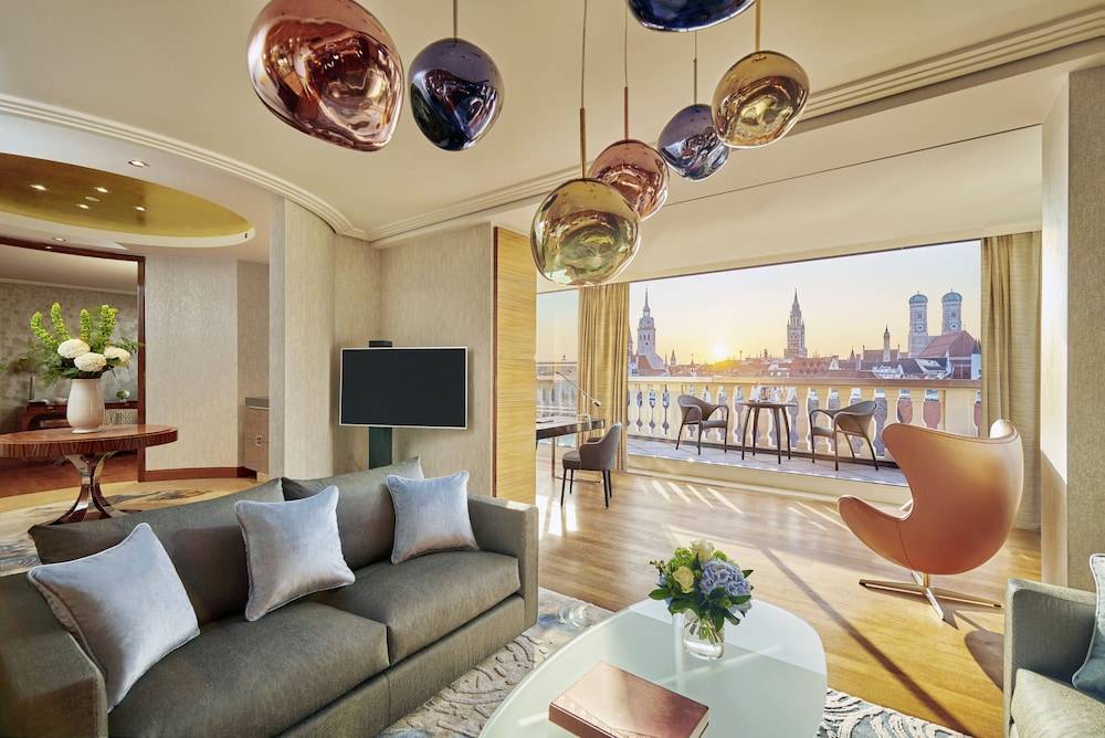 Mandarin Oriental, Munich 1