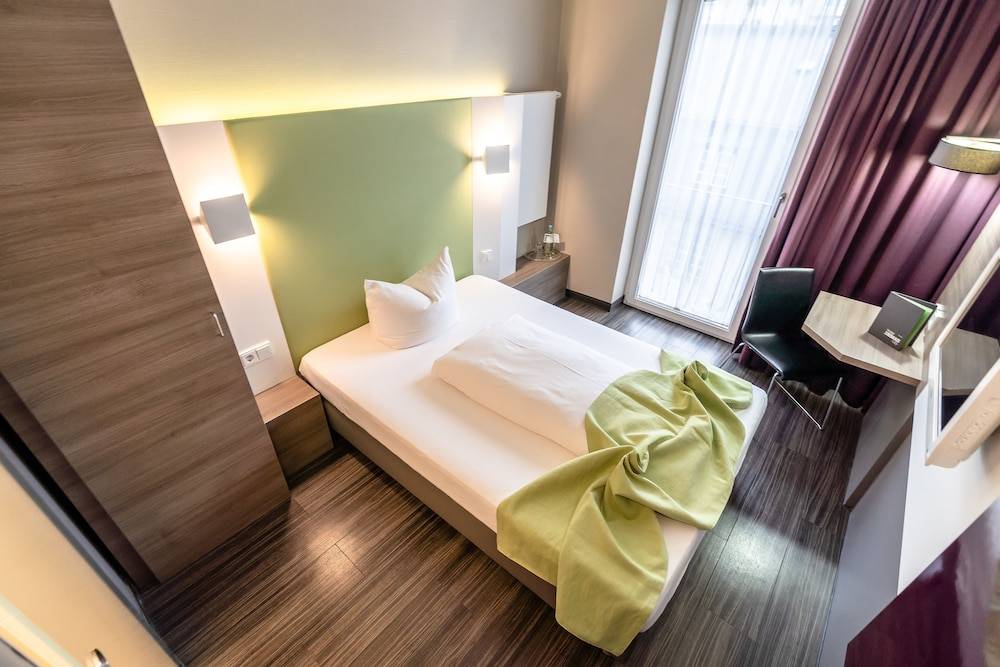 Hotel Demas City 1