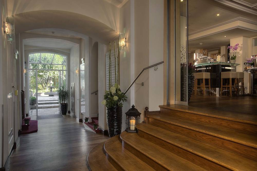 MAXIMILIAN MUNICH Apartments & Hotel 2