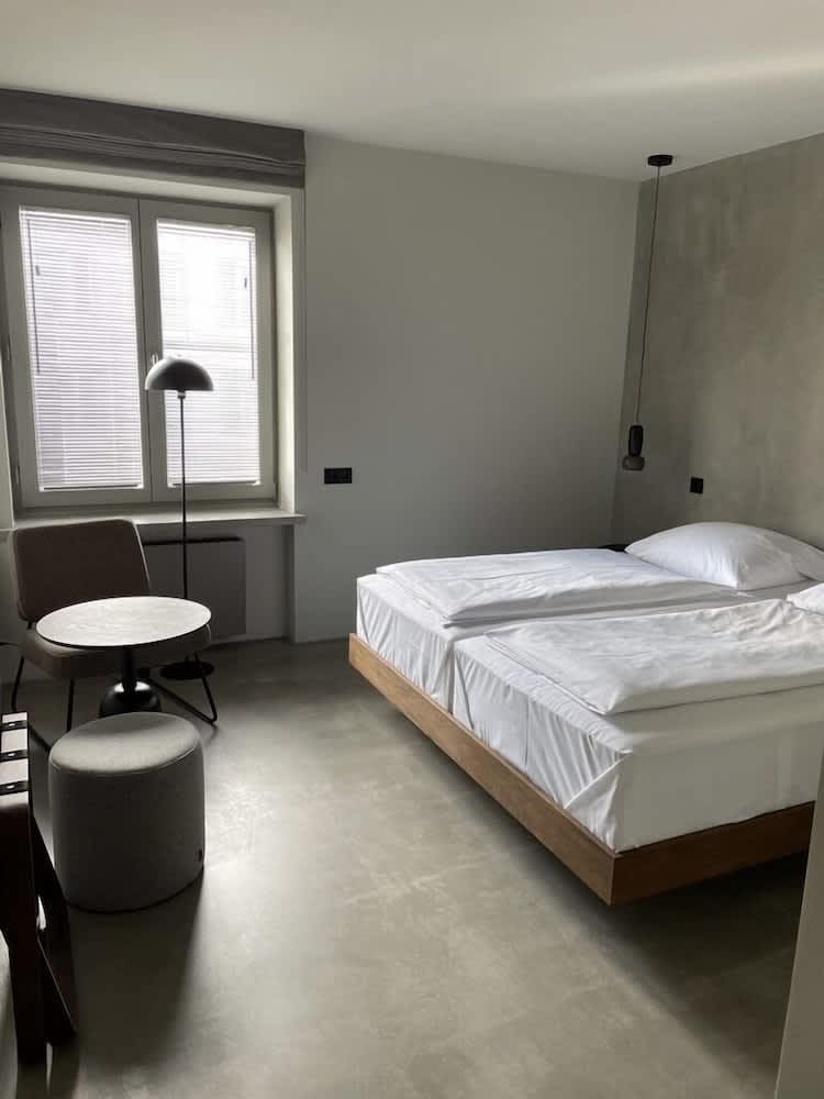 Hotel Mons Am Goetheplatz 1