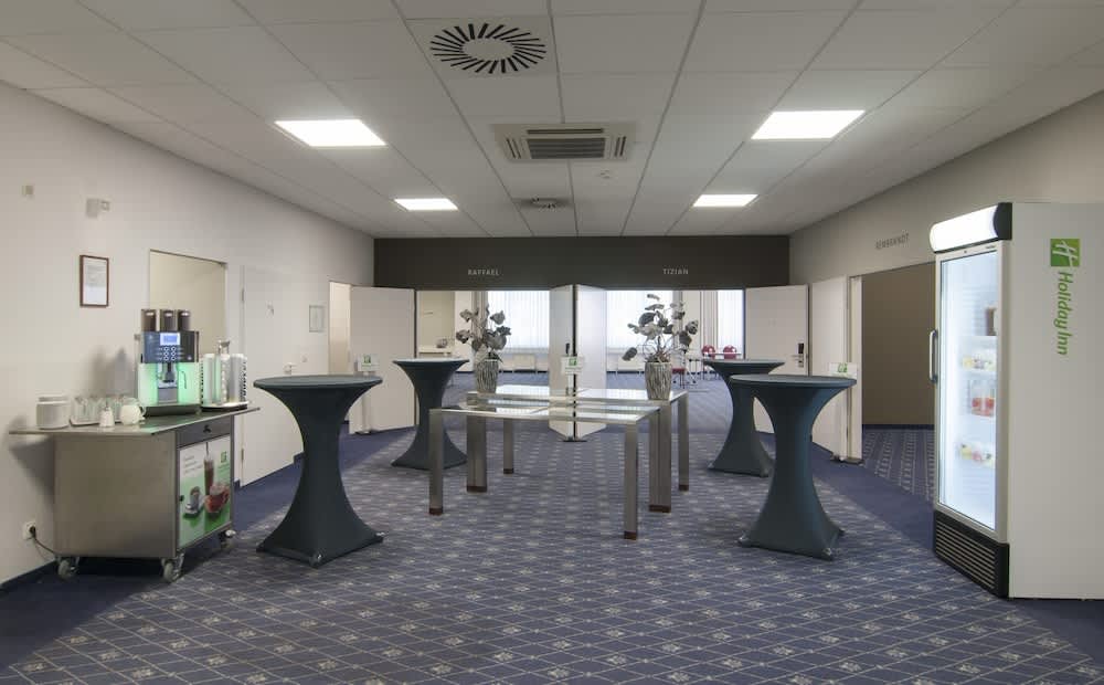 Holiday Inn MUNICH - UNTERHACHING by IHG 2
