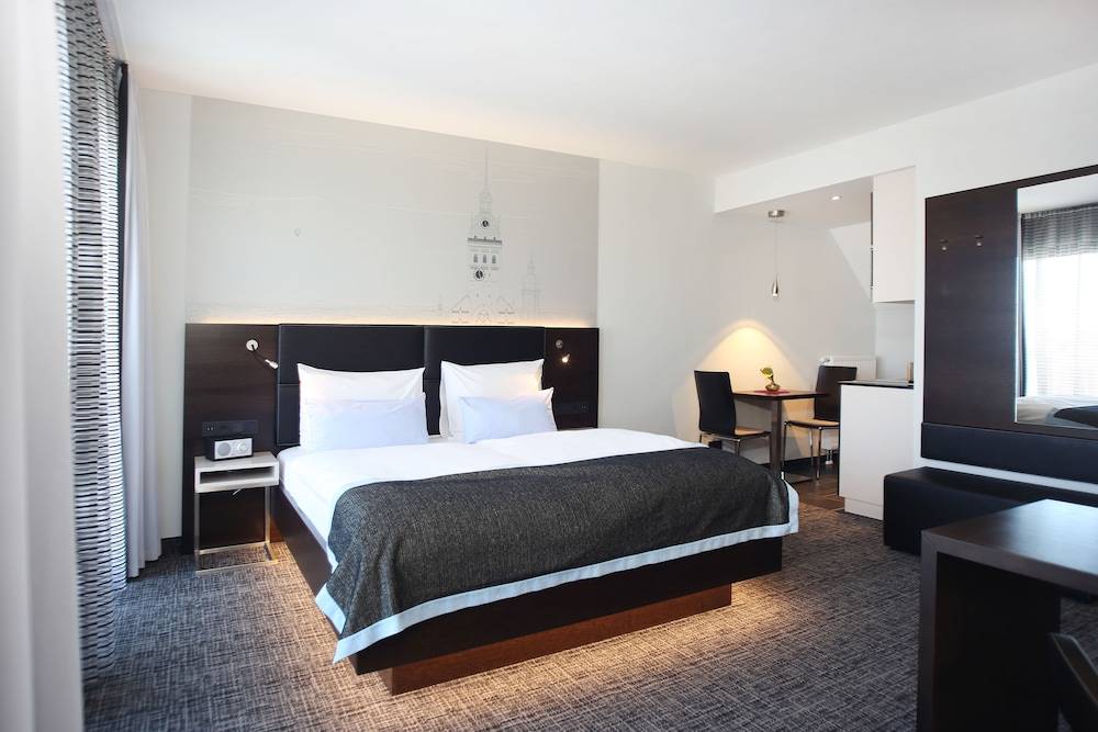 Schiller5 Hotel 1