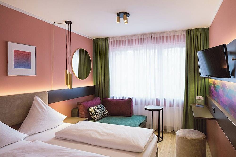 Westend Hotel (non-smoking) 1