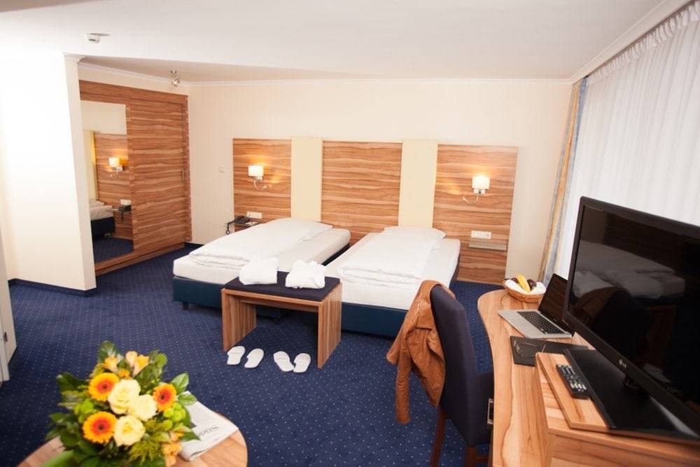 HOTEL VITALIS 1