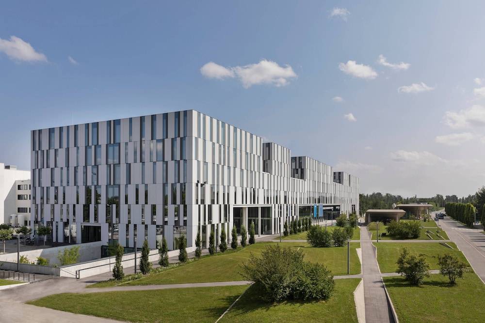 Courtyard by Marriott Munich Garching 1