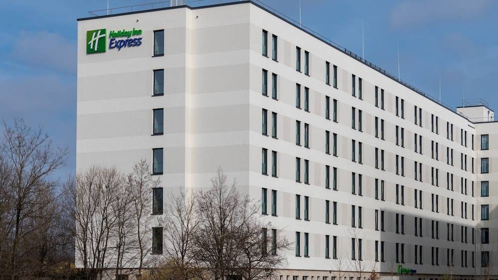 Holiday Inn Express MUNICH NORTH by IHG 1