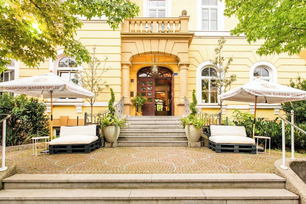Boutique Hotel Krone München 1
