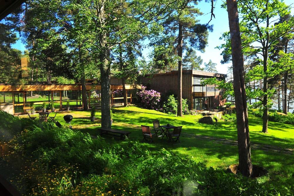 Hotel Rantapuisto 1