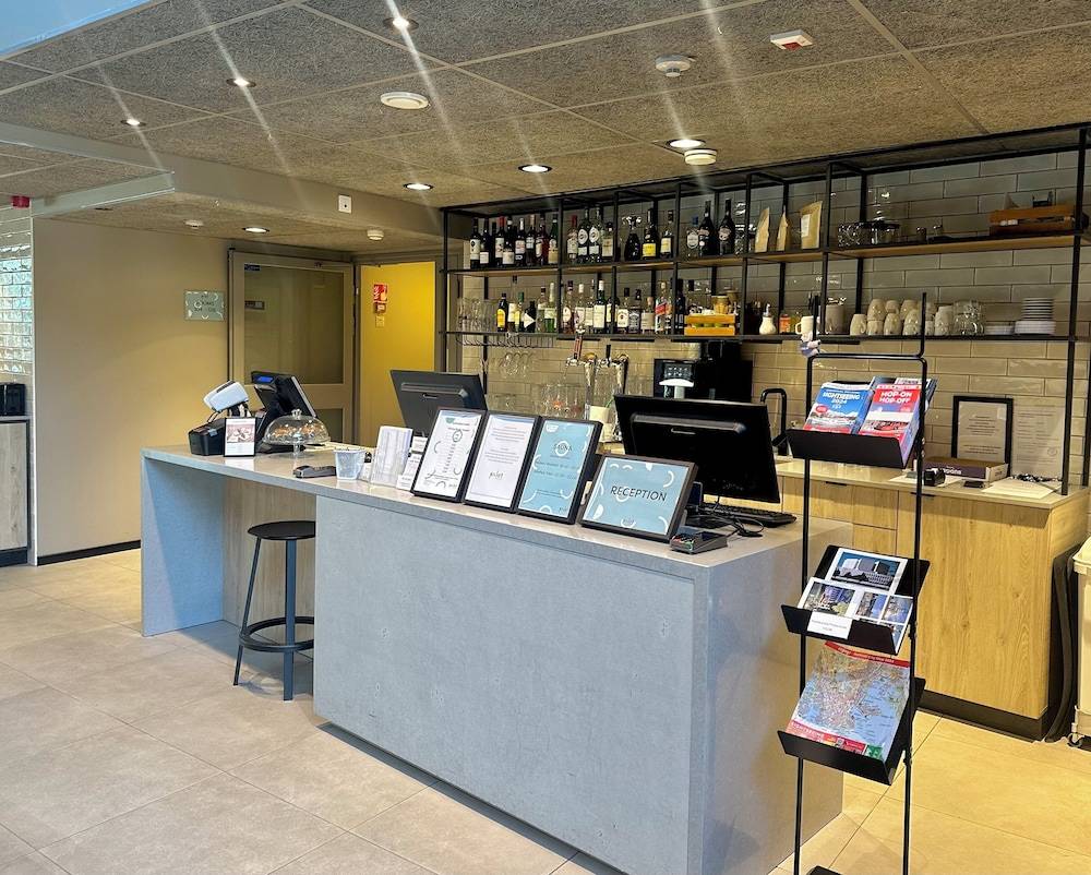 Pilot Airport Hotel 2