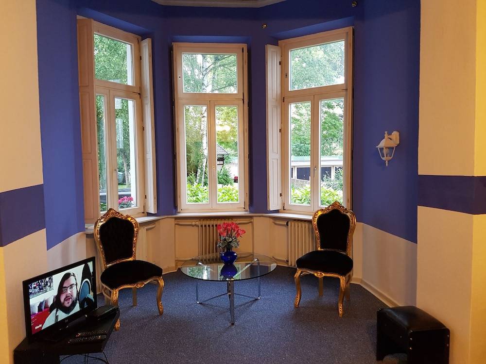 A&S Ferienwohnungen Koblenzer Strasse 2