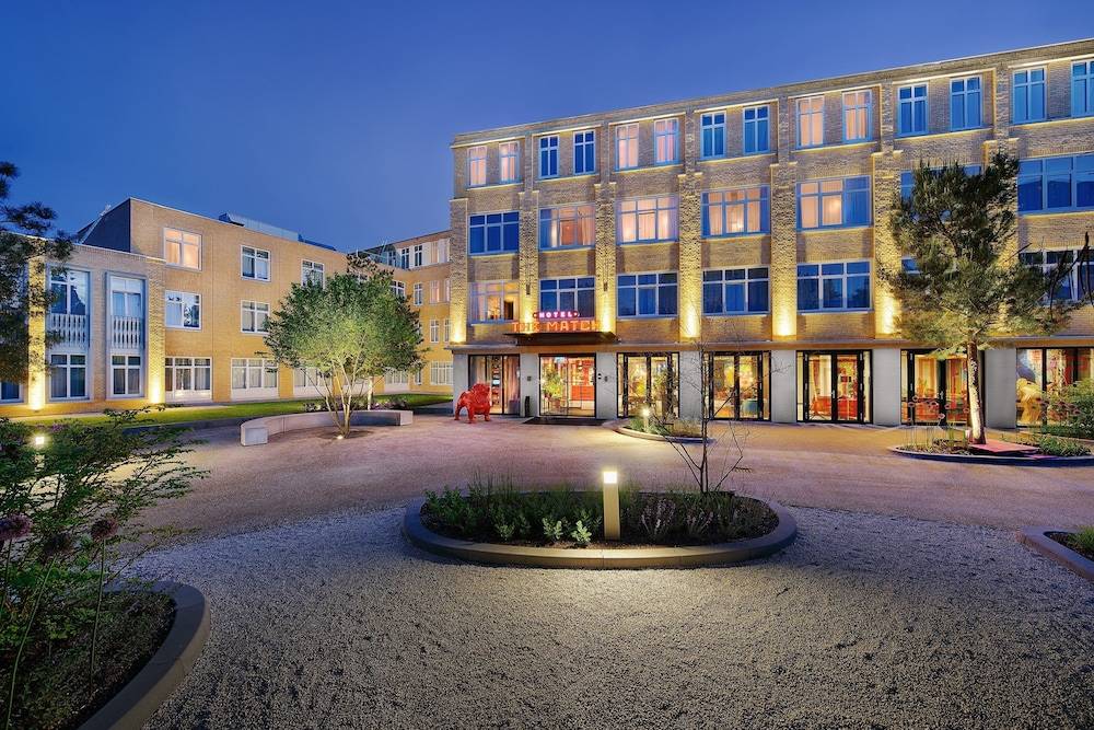 Hotel the Match 1