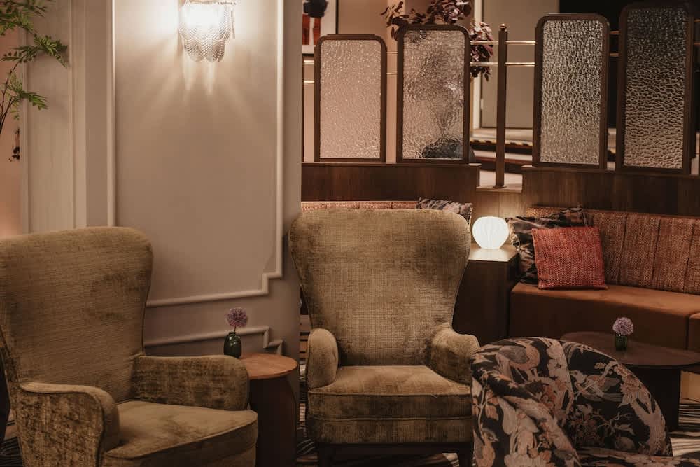 Home Hotel Folketeateret 2