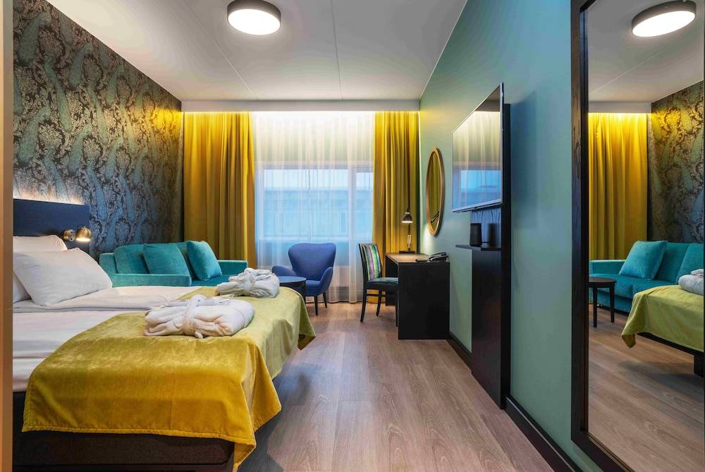 Thon Hotel Oslo Airport 1