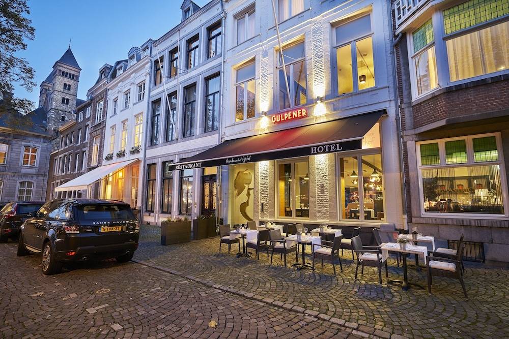 Hotel Vrythof - just a room - digital key by email or SMS 1