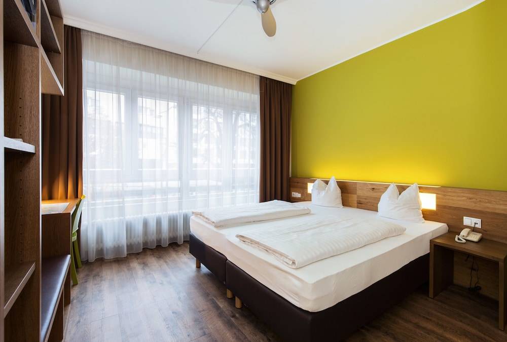 Basic Hotel Innsbruck 1