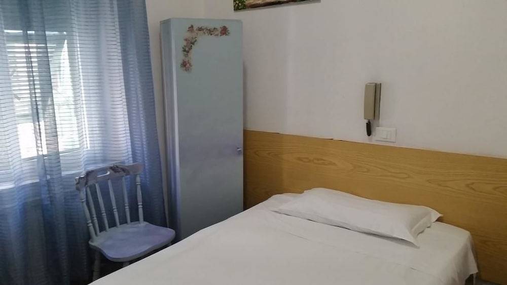 Hotel Massena 2