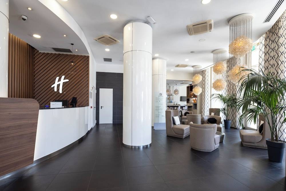 CHC Business Residence 2