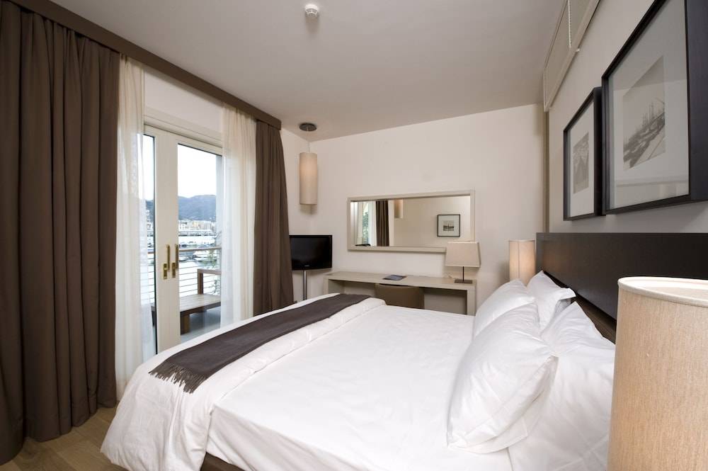 Marina Place Resort 2