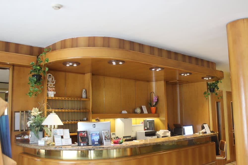New Alexander Hotel 2