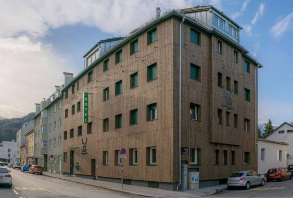 BinderS Budget City-Mountain Hotel 1